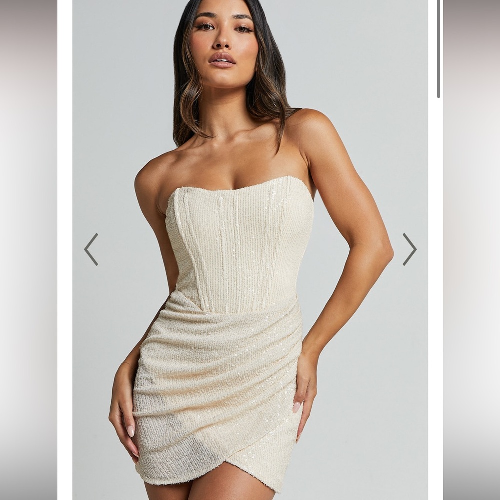 NWT: AKHIRA MINI DRESS - CORSET DETAIL STRAPLESS SEQUIN DRESS IN OFF WHITE